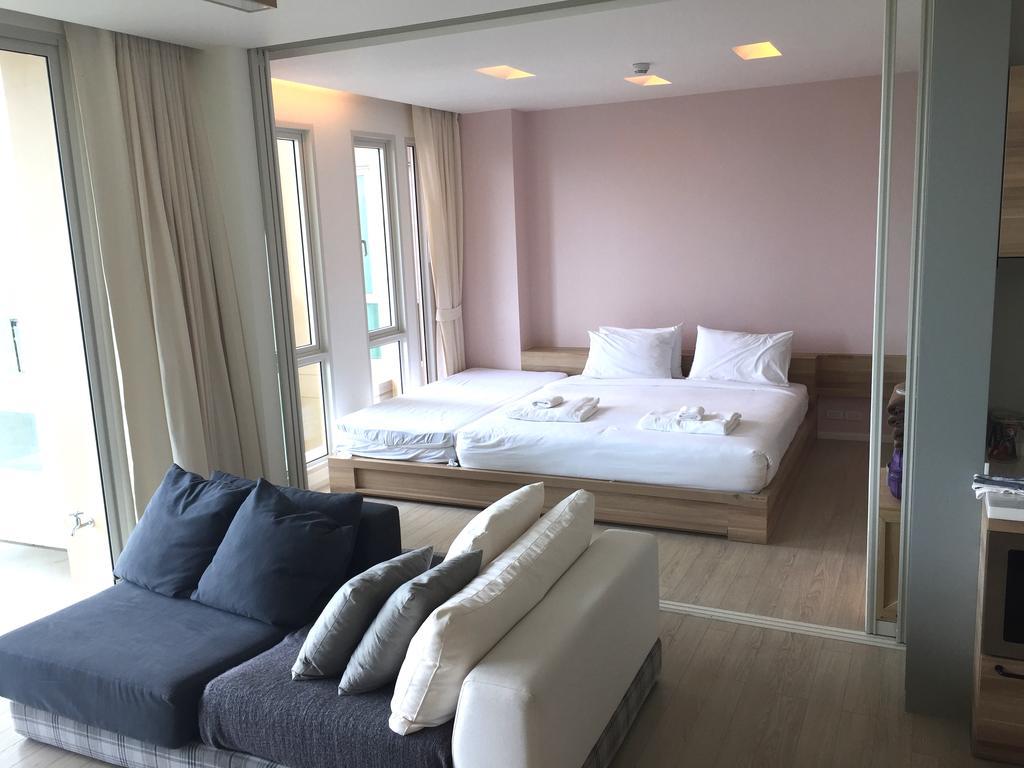 Luxury Beachfront Condo Hua Hin Exterior photo