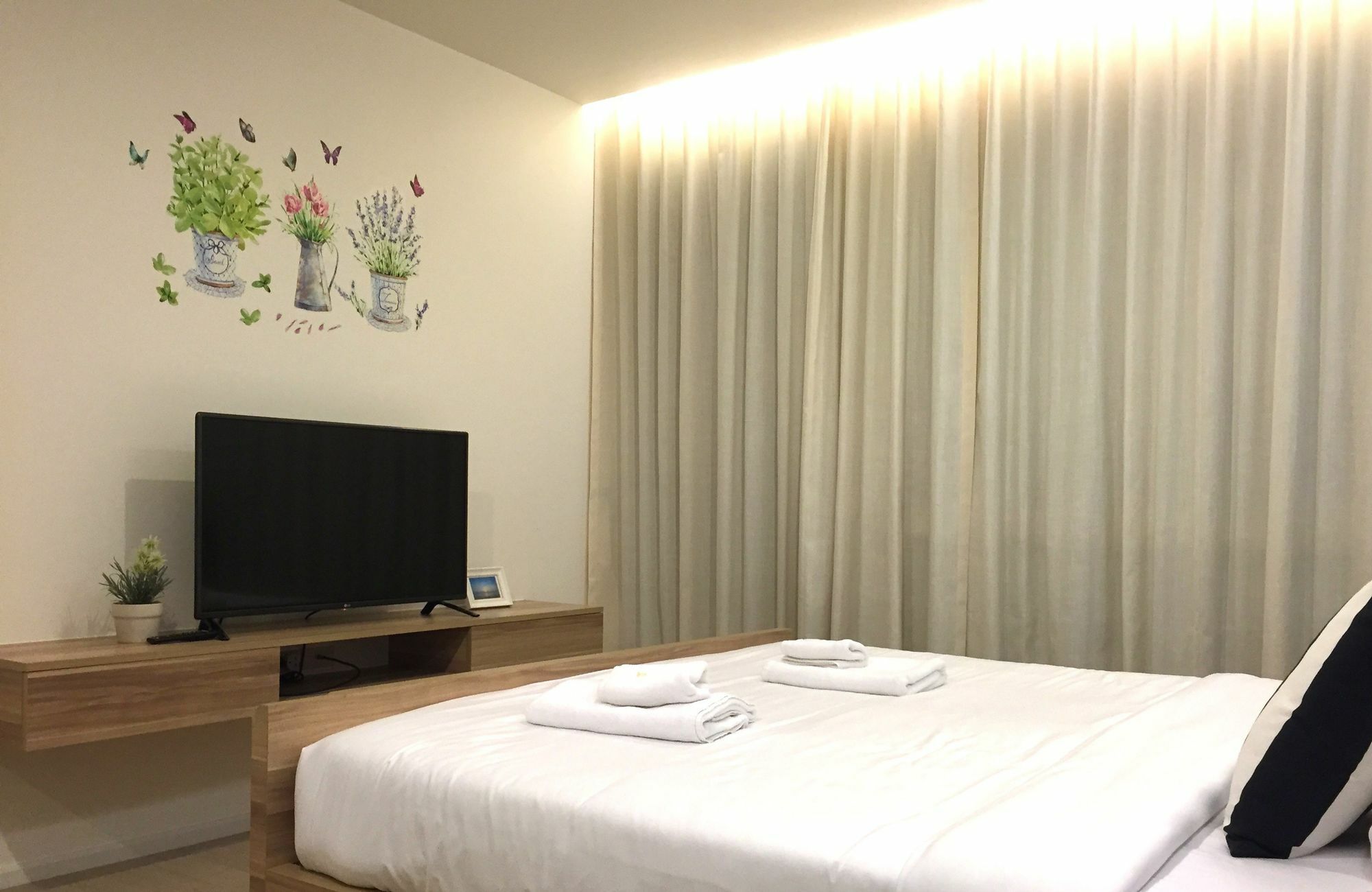 Luxury Beachfront Condo Hua Hin Exterior photo