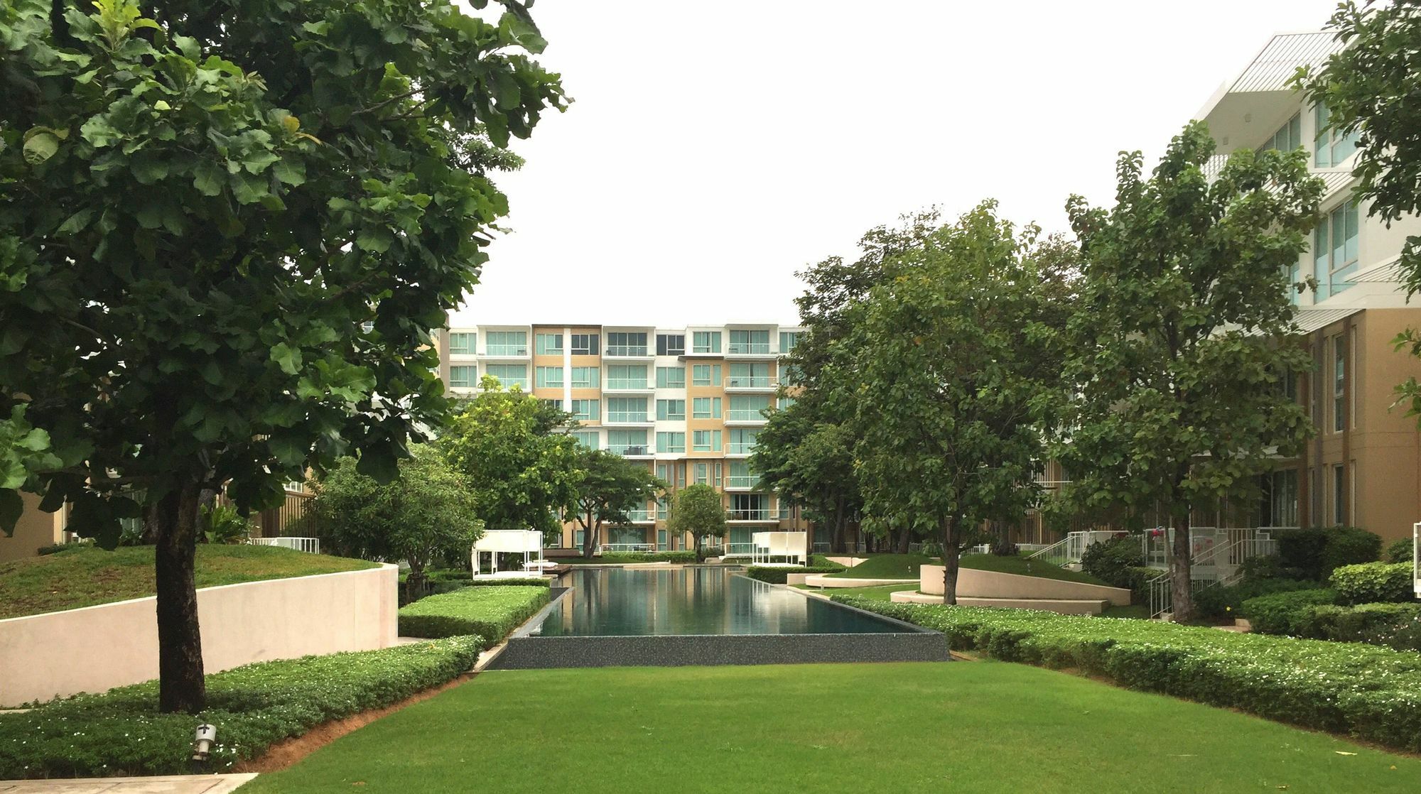 Luxury Beachfront Condo Hua Hin Exterior photo