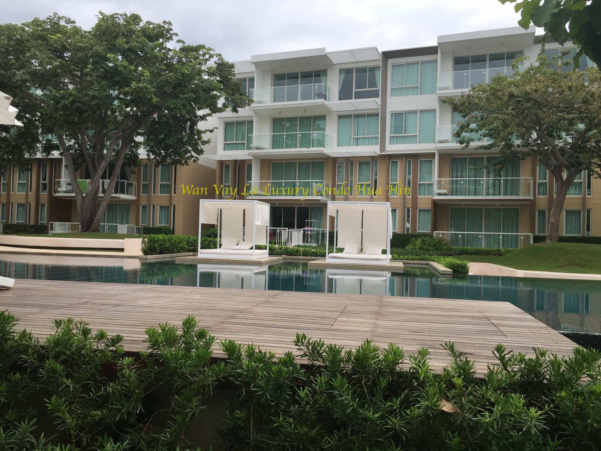 Luxury Beachfront Condo Hua Hin Exterior photo