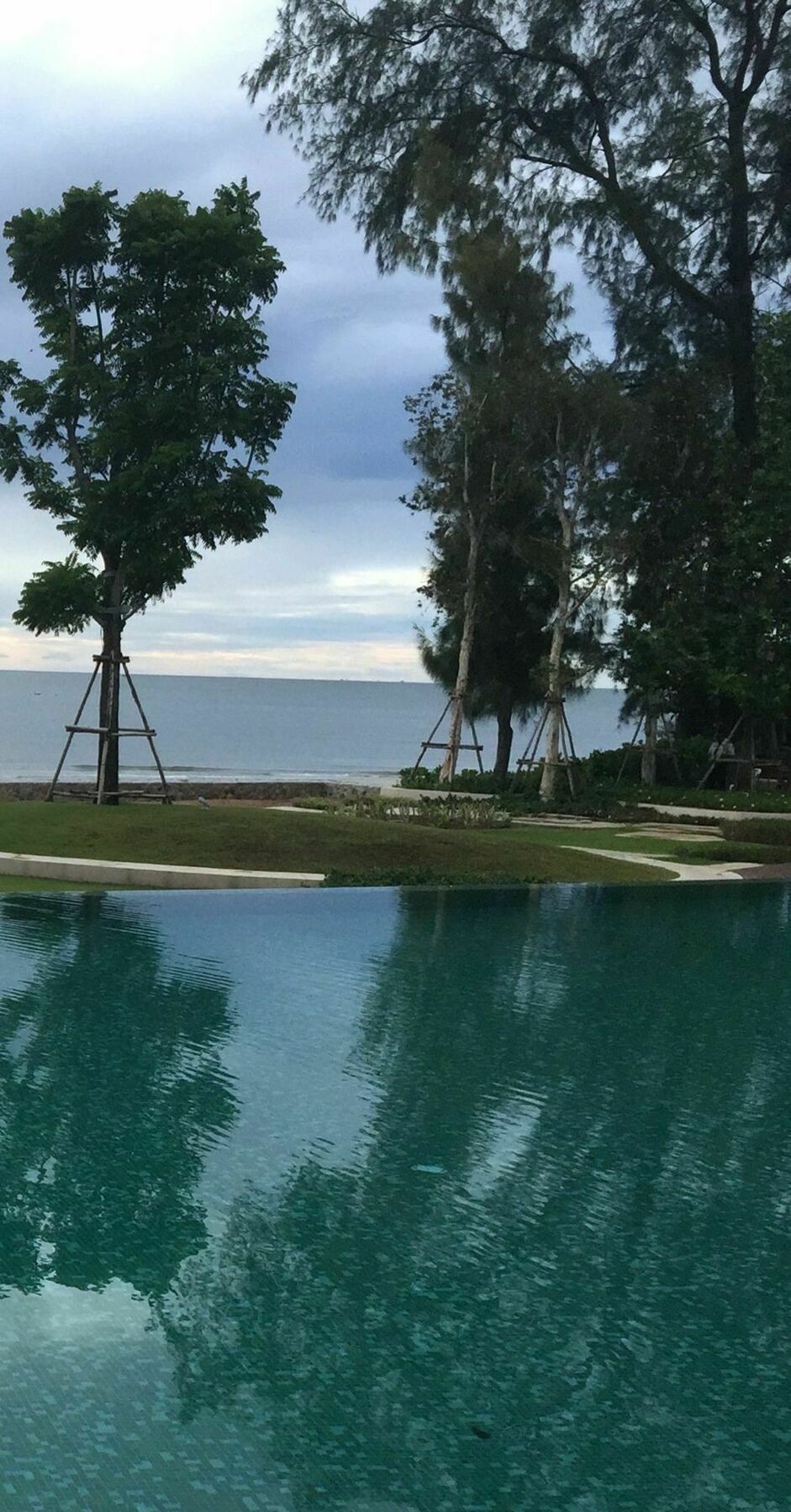Luxury Beachfront Condo Hua Hin Exterior photo